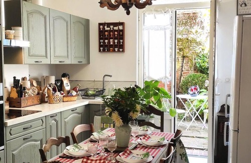 Nourard-le-Franc Cottage | Charming 4-Bed Home with Garden, Wi-Fi, and Modern Amenities in Picardy
