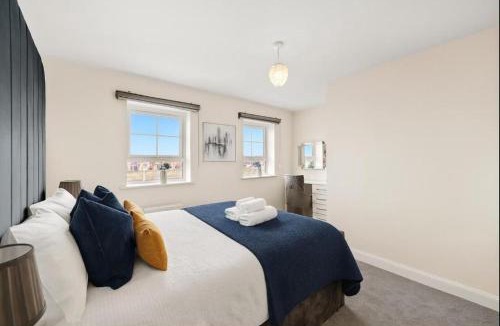 Leicester House | Charming 4 Bed in Leicester - Garden - Parking