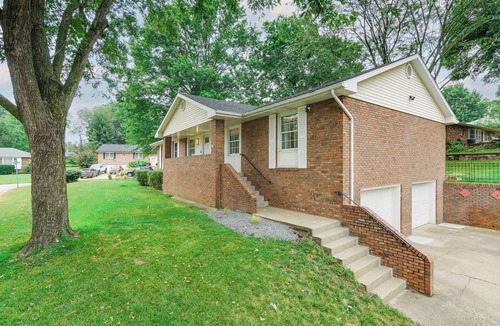 Jefferson City House | Charming 4-Bedroom Home in Jefferson City, MO