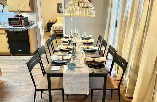 Glenn Heights House | Charming 4-bedroom home in Glenn Heights. Sleeps 9 guests!