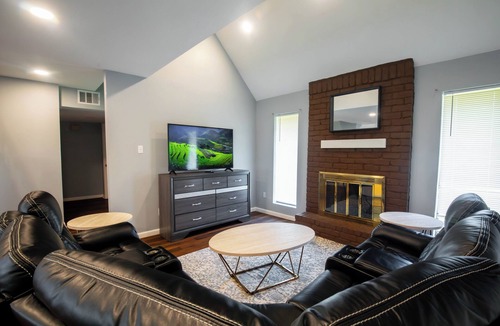 Missouri City House | Charming 4-bedroom house with WiFi and AC in peaceful Missouri City