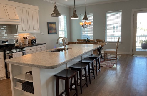 Beachside Village House | Charming 4-bedroom 3 bathroom house in amazing Beachside Village, Galveston