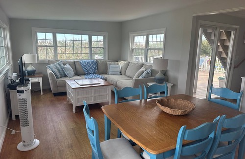 North Scituate House | Charming 4-bedroom cottage in Scituate perfect for your beach getaway