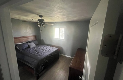 Sperry Other | Charming 4-bedroom farmhouse in Burlington with AC