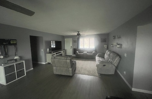 Sperry Other | Charming 4-bedroom farmhouse in Burlington with AC