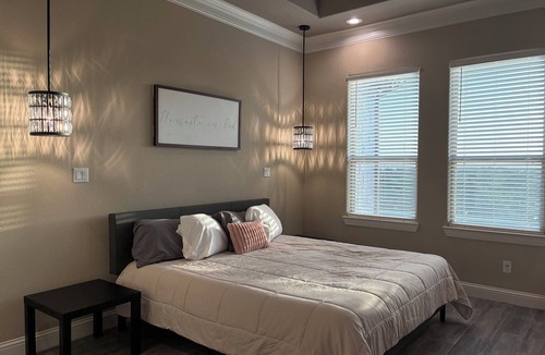 Dennis Other | Charming 4-bedroom farmhouse in lovely Aledo with Pool, Hot Tub & Fire Pit