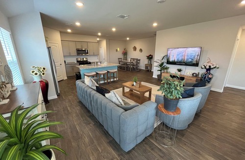 San Marcos House | Charming 4-bedroom house with AC in San Marcos