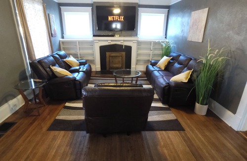Goldsboro House | Charming 4-Bedroom Historic Home w/Game Room + Backyard BBQ
