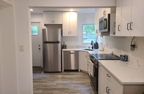 Lawrence House | Charming 4-bedroom house in Lawrence with AC and WiFi