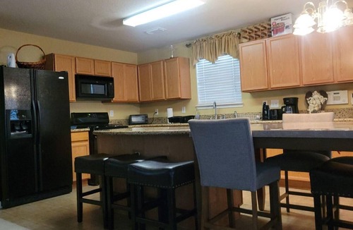 Baytown House | Charming 4-bedroom house with AC, WiFi in awesome Baytown.