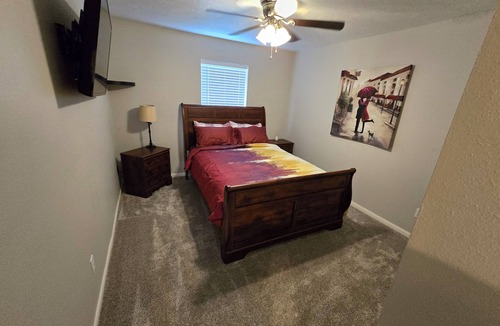 Wimbledon Falls House | Charming 4-bedroom house with pool and game room!