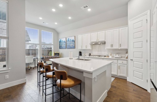 Anna House | Charming 4-bedroom house in Anna - 12 minutes away from McKinney