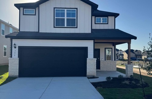 Buda House | Charming 4-bedroom house in enjoyable Buda in sunfield community with Lazy River