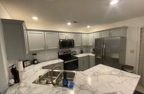 Gavin House | Charming 4-bedroom house with in welcoming Marion