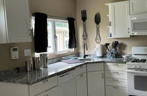 Onset House | Charming 4-bedroom Onset Home