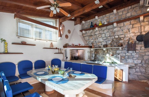 Lozica Villa | Charming 4-bedroom Villa Lucia in Lozica with WiFi, AC, and Private Beach