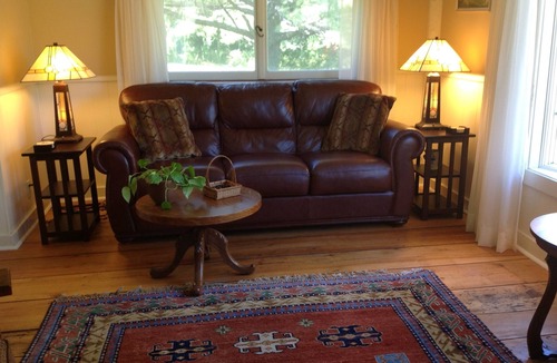 Easton Other | CHARMING, 4-Br, 2-Ba, Full Kitchen Wi-Fi, Mt View, private deck, discounts avail