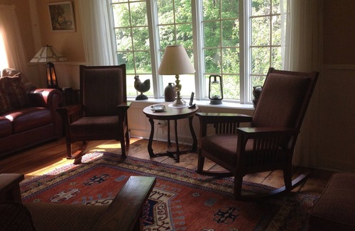 Easton Other | CHARMING, 4-Br, 2-Ba, Full Kitchen Wi-Fi, Mt View, private deck, discounts avail