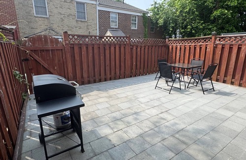 Oakton House | Charming 4 BRs 4 beds 2.5 baths 20min DC
