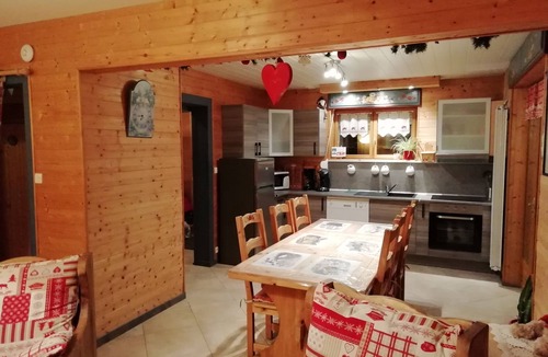 Gerardmer Ski Chalet | Charming 4* chalet with panoramic view, south-facing, sleeps 6.