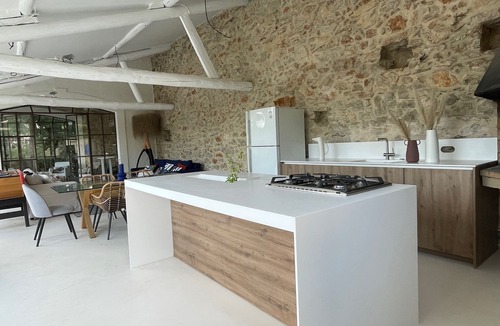 Vendargues Other | Charming 4 * mas, contemporary, 20 mins from the beach for 12 people
