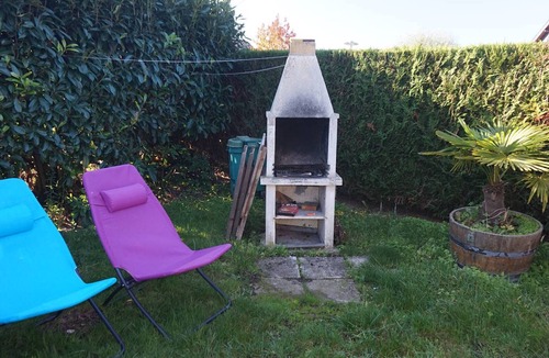 Cabourg Ski Chalet | Charming 4-Room Chalet with Pool, Terrace, and Garden Near Cabourg Beach