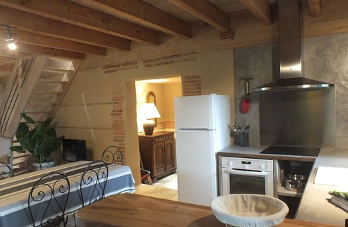 Mirabel Cottage | Charming 4-star eco-friendly gîte with private sauna and swimming pool