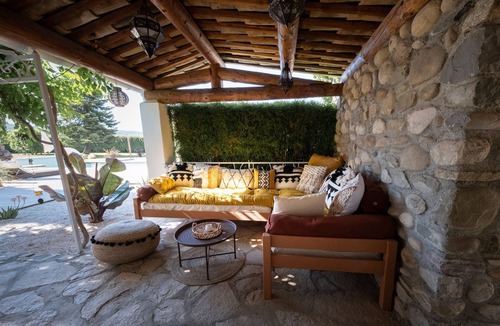 Les Mees Apartment | Charming 4-star gîte in a Bastide dating from 1785 in Haute Provence