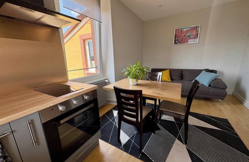 Wimmenau Apartment | Charming 40m2 apartment comprising a master suite with bathroom.