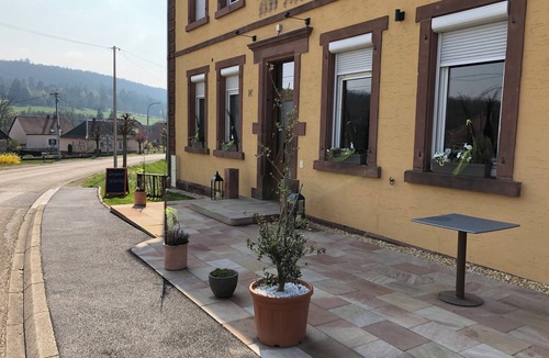 Wimmenau Apartment | Charming 40m2 apartment comprising a master suite with bathroom.