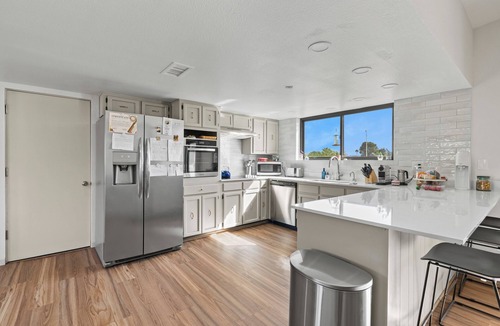 Sierra Vista House | Charming 4BR/2BTH Home l Central Location l Privacte and Cozy l Big Yard