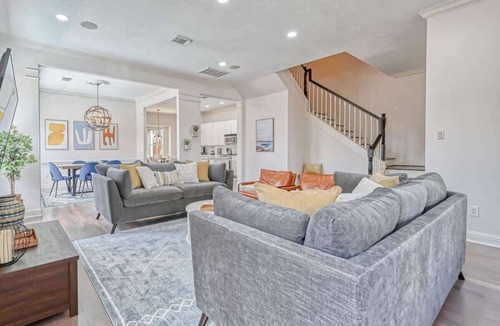 Houston Heights House | Charming 4BR Home in Houston Heights