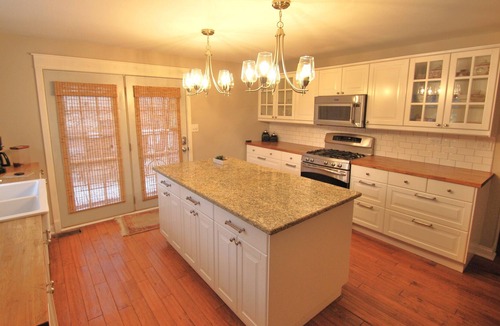 Willowbrook House | Charming 5 Bed Burr Ridge House