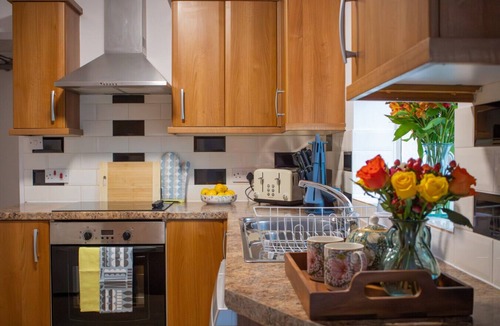 Worcester House | Charming 5-Bed Victorian House