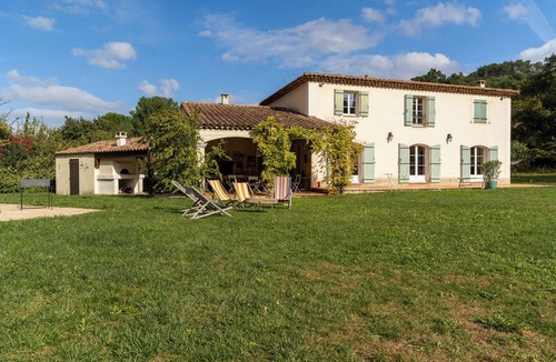 Cabries House | Charming 5-bedroom house with swimming pool
