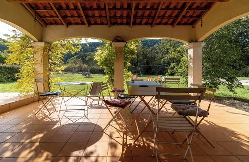 Cabries House | Charming 5-bedroom house with swimming pool