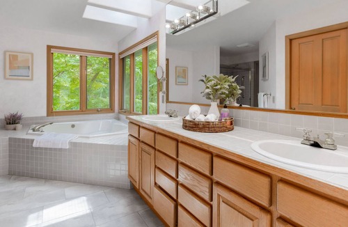 Overlake House | Charming 5BR home/High-class residential community