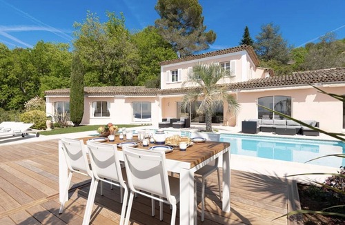 Mouans-Sartoux Villa | Charming 6-bedroom villa
