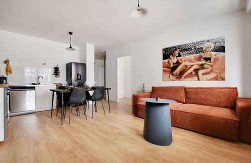 Saint-Ouen Apartment | Charming Apartment in Saint-Ouen - GetHosted