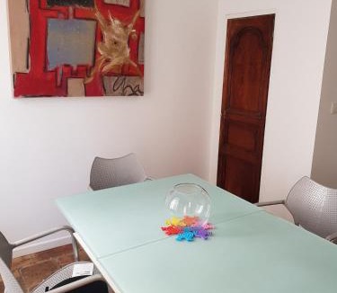Villeneuve-les-Avignon Apartment | Charming apartment in Provence with terrace