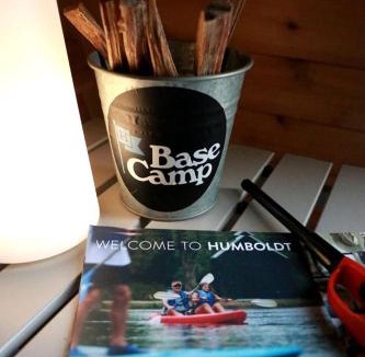 Allen County House | Charming A-Frame Cabin Experience with Campfire Vibes in Humboldt, Kansas