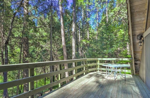 Pollock Pines Cabin | Charming A-Frame Cabin ~ 4 Mi to Jenkinson Lake!