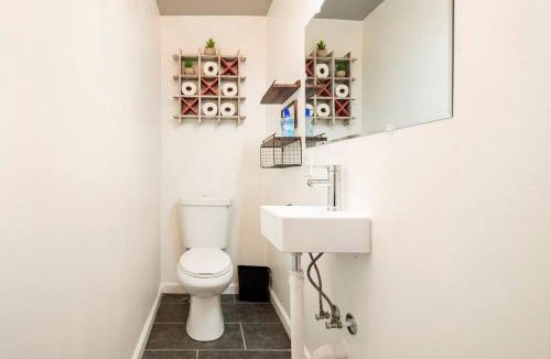 Downtown Baltimore House | Charming abode in Charm City close to everything.