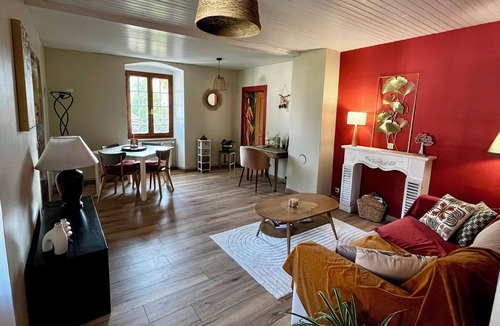 Husseren-Wesserling Apartment | Charming accommodation in a green setting