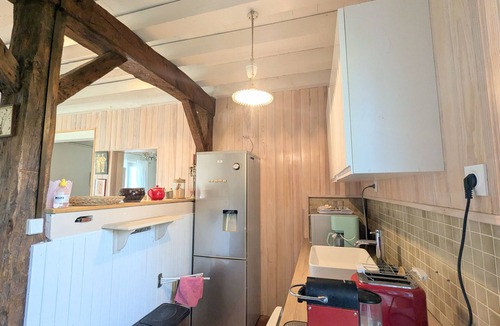 Mers-sur-Indre Cottage | Charming accommodation with park and pond in Mers-sur-Indre