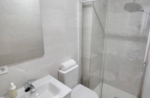 Hortaleza Apartment | Charming Accommodation near IFEMA