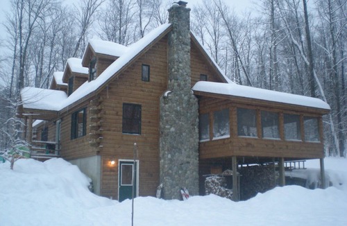 North River Cabin | Charming ADK Cabin for year-round vacation fun