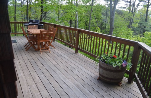 Ludlow House | Charming & Affordable Home! 1.5 miles from Okemo!