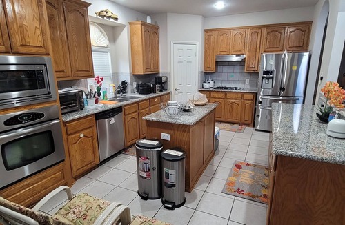 Allen House | Charming affordable room 3 in East Allen
