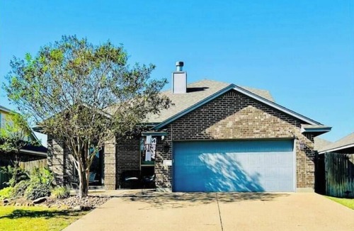 Wellborn House | Charming Aggieland Oasis